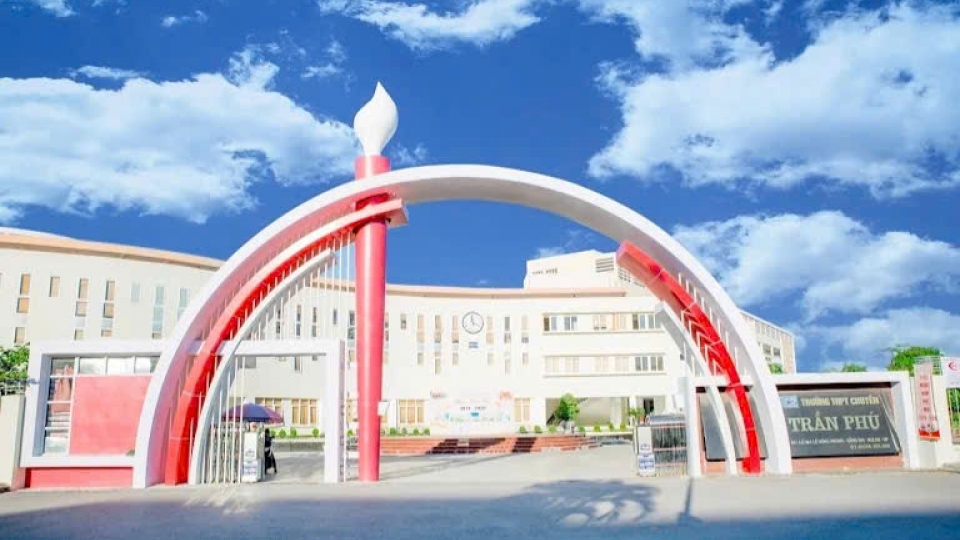 Nhập học vào lớp 10 cả chục ngày, thí sinh được thông báo không trúng tuyển